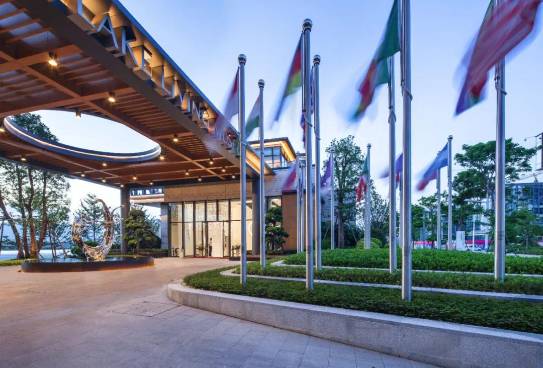 東湖小鎮(zhèn)最新動態(tài)，自然美景探索之旅輕松啟程