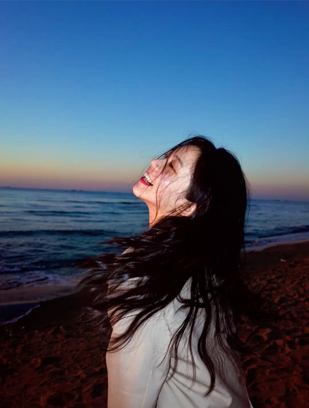 歐美最新背影頭像，引領(lǐng)時(shí)尚潮流的新寵