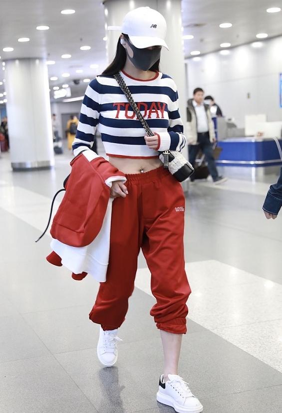 最新穿臍環(huán)時(shí)尚，你的個(gè)性之選！