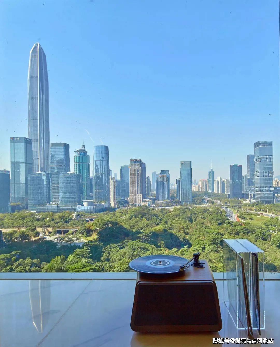 新澳免費(fèi)資料大全,定量解析解釋法_CUQ27.283聲學(xué)版