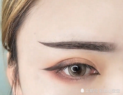 探索時尚秘境，2024年最新眉形潮流發(fā)布地與小巷深處的秘密