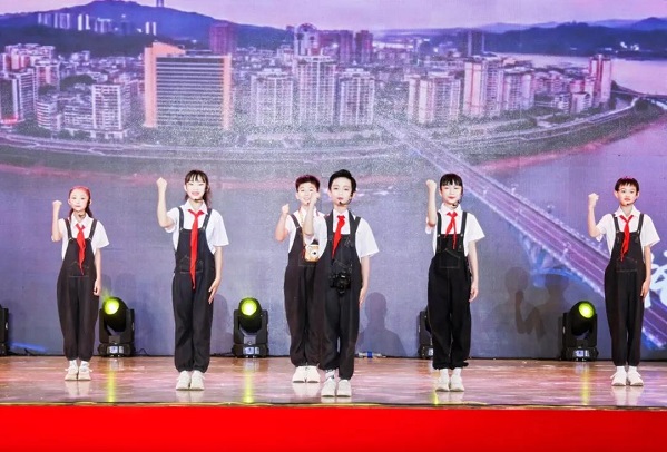 文化與時尚交融，最新廣場舞曲引領(lǐng)2024風(fēng)尚