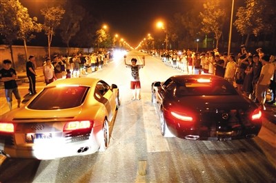 新疆車禍最新消息，探索自然美景不受阻礙