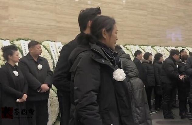 趙忠祥最新消息，科技巨頭引領(lǐng)潮流，全新高科技產(chǎn)品亮相舞臺(tái)