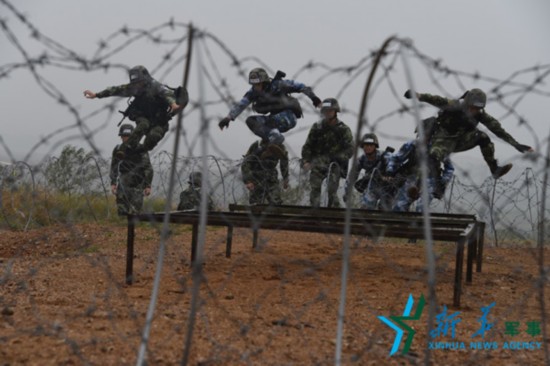 大學最新野戰(zhàn)圖片揭秘，小巷深處的獨特風情魅力展示