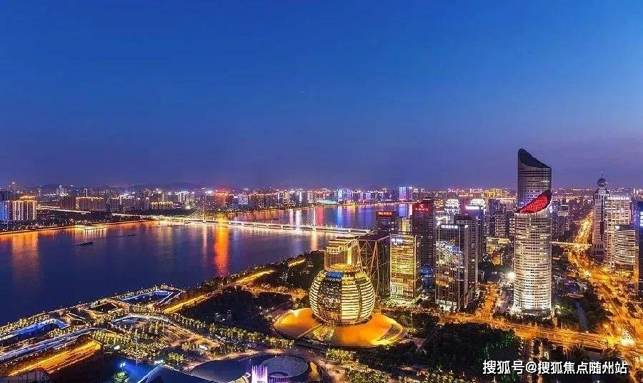 2024年新澳門(mén)正版,科學(xué)依據(jù)解析_EWG58.527競(jìng)技版