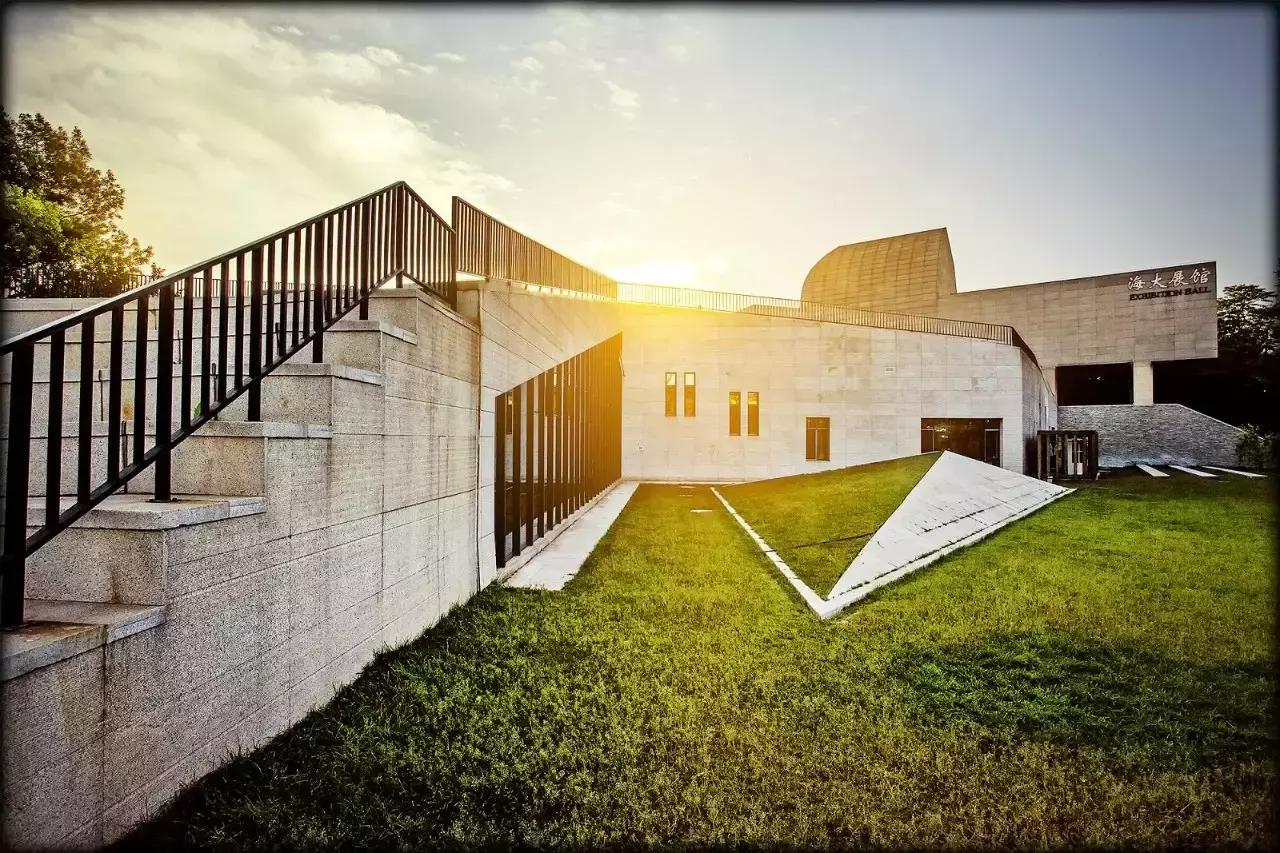 世界最新排名高校，科技巨擘的搖籃，未來教育革新之旅