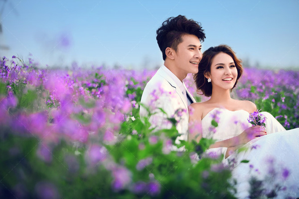 秋霞最新婚,秋霞最新婚，一場自然美景的探索之旅