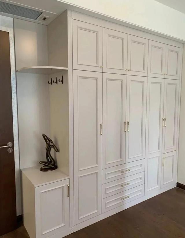 壁柜最新款安裝指南，最新壁柜款式及其安裝步驟詳解