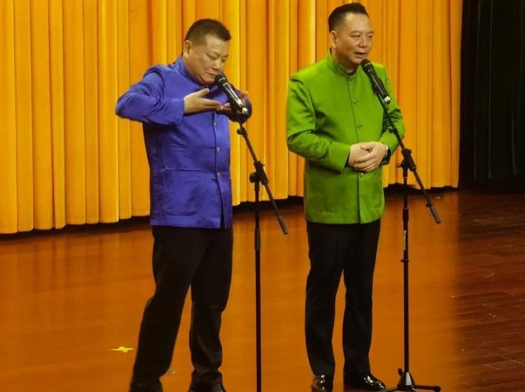 滑稽演員徐磊的老公，舞臺(tái)背后的靈魂伴侶