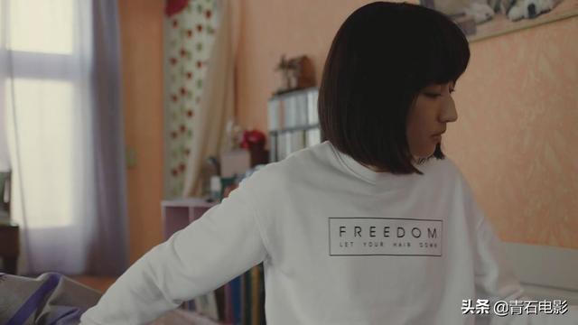 演員何佳，炸裂演技，魅力四射??