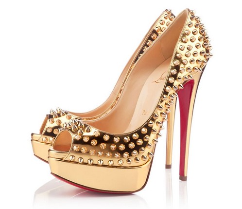 最新鞋業(yè)加盟資訊大揭秘，加盟趨勢(shì)、熱門品牌一網(wǎng)打盡！