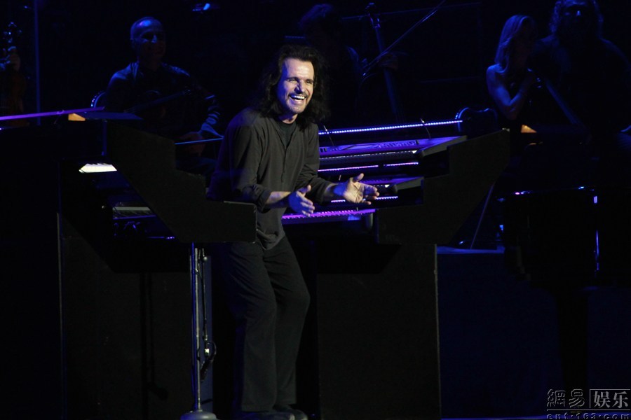 雅尼最新音樂專輯，音樂之家的溫馨日常之旅