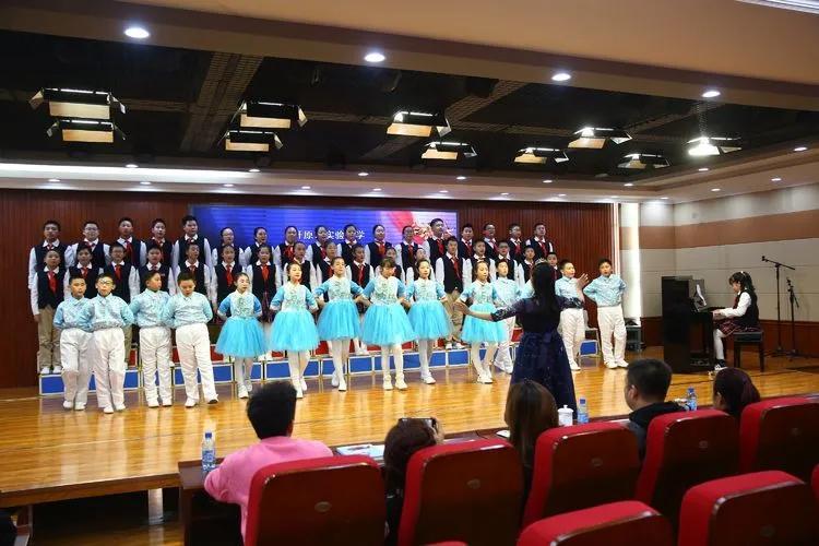 科技與藝術(shù)融合之作，智能合唱助手推薦適合合唱比賽的歌曲