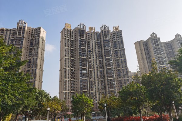 南沙保利城房價動態(tài)，時代印記下的走勢與最新報價