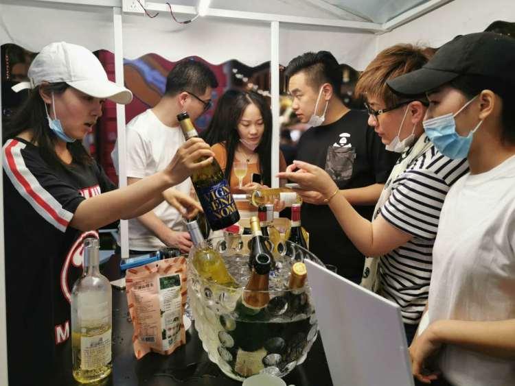捕魚達(dá)人2最新版，小巷神秘寶藏探索與特色小店奇妙之旅