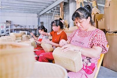 安吉小巷深處的隱藏版特色小店驚艷亮相，最新新聞報道