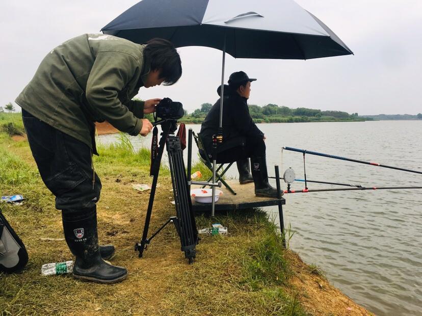 大毛最新釣魚視頻，釣魚技能進(jìn)階指南全解析