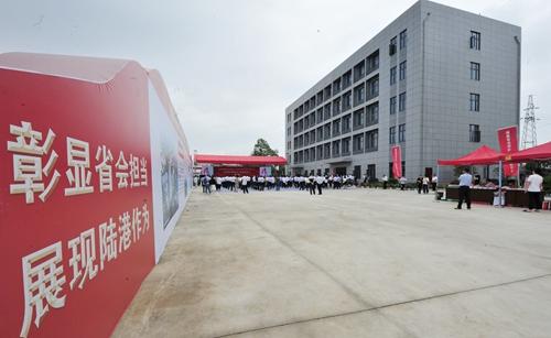 向塘最新動(dòng)態(tài)，科技重塑生活，未來(lái)之光體驗(yàn)之旅